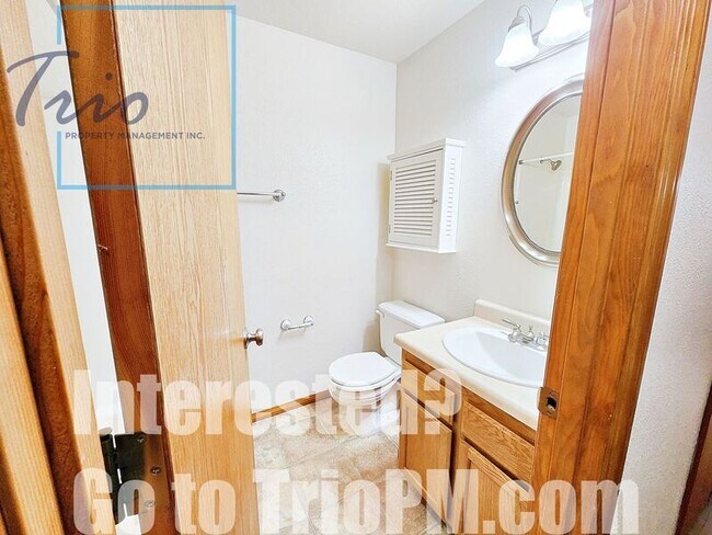 Building Photo - 3224 Downing St