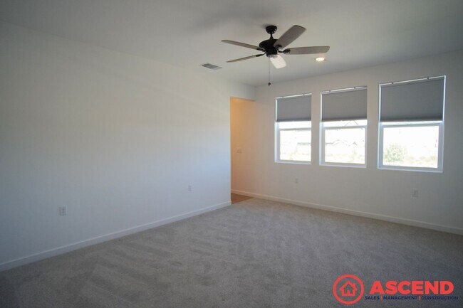 Building Photo - Stunning Home In Gossamer Grove!