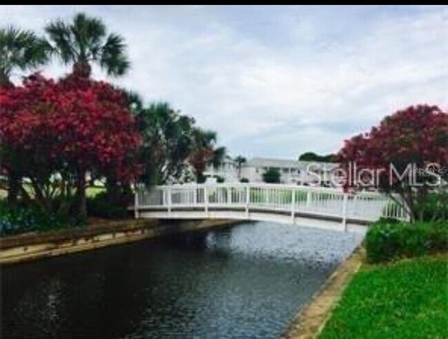 Building Photo - 201 Pompano Dr SE