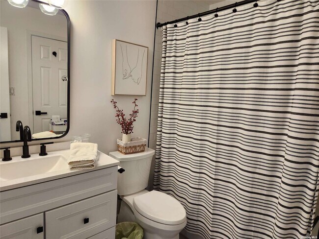 Building Photo - 336 Prairie Ct