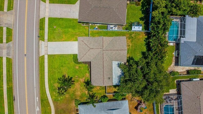 Building Photo - 1234 Pinebrook Way