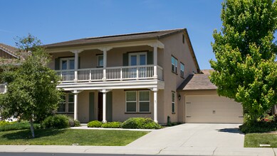 Building Photo - Gorgeous home in Whitney Ranch