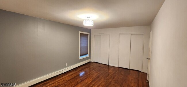 Building Photo - 218 Prospect Ave