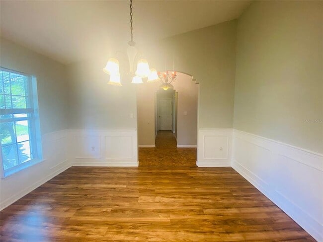 Building Photo - 423 Disston Ave