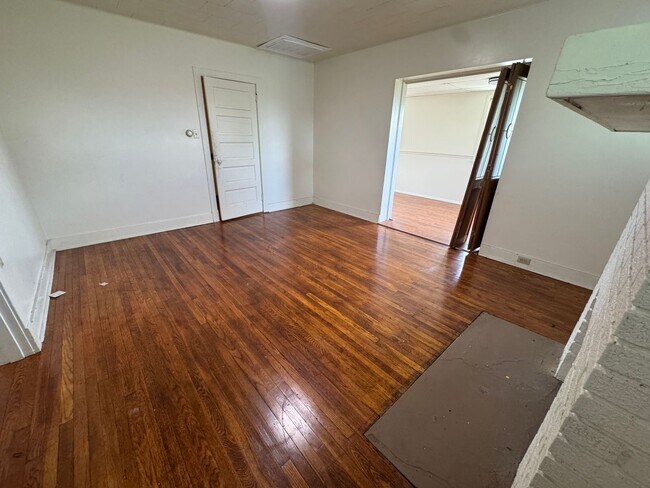 Building Photo - 4308 Inland Ave