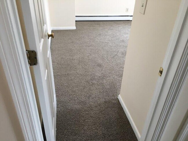 Building Photo - 1374 Bucksport Rd