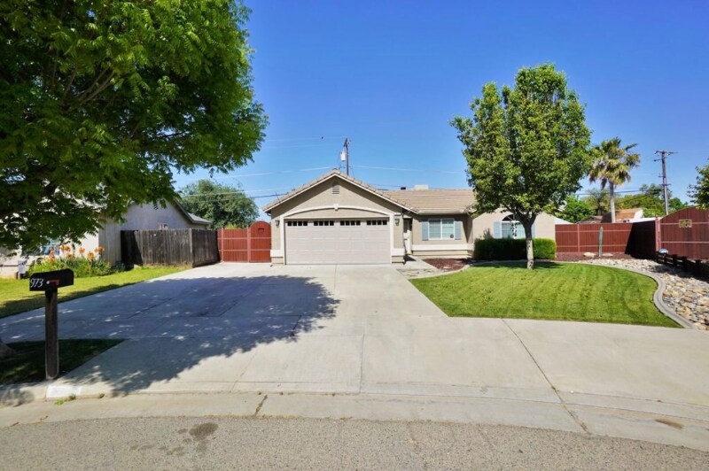 Primary Photo - 973 Himalaya Ln