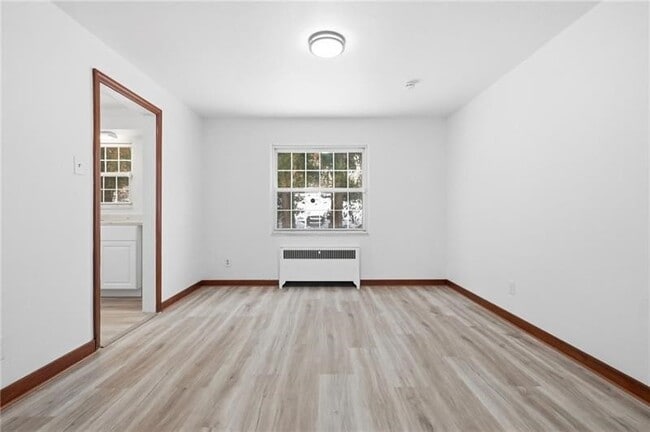 Building Photo - 3841 Lawnview Ave