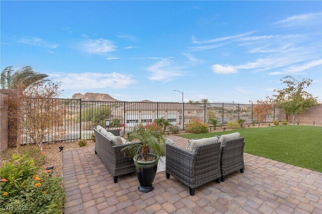 Building Photo - 14 Parco Fiore Ct