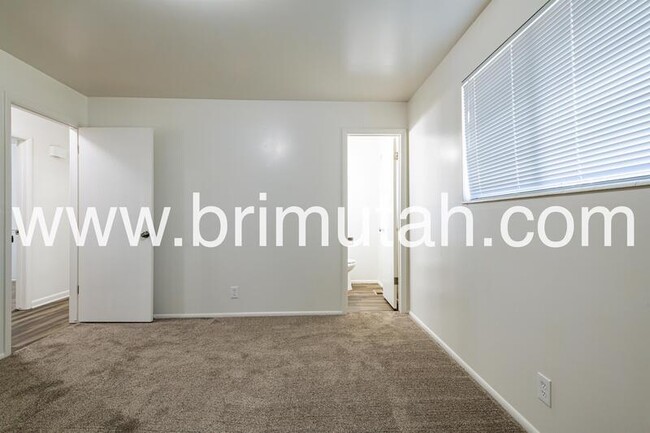 Building Photo - 1455 Plata Way