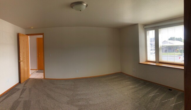 Building Photo - Beautiful 3 bedroom 2 bath in Kennewick of...