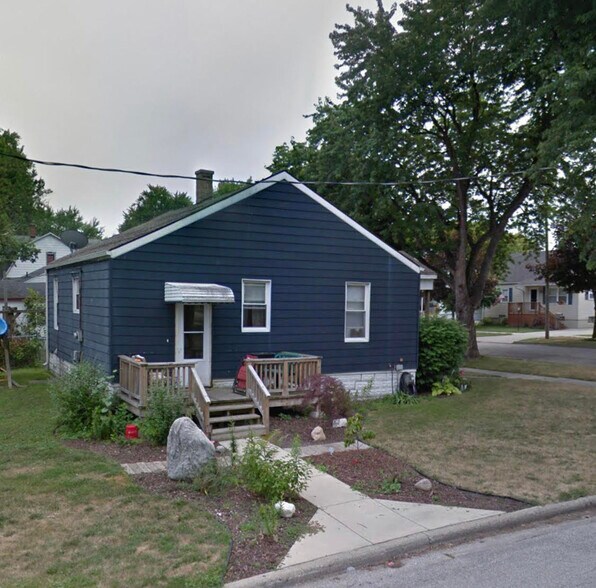 Exterior of home - 812 N Linn St