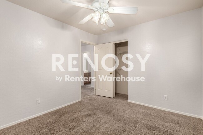 Building Photo - Ideal 3 Br 2 Ba 2 Cg Home Near Loop 303 & Greenway in Surprise!