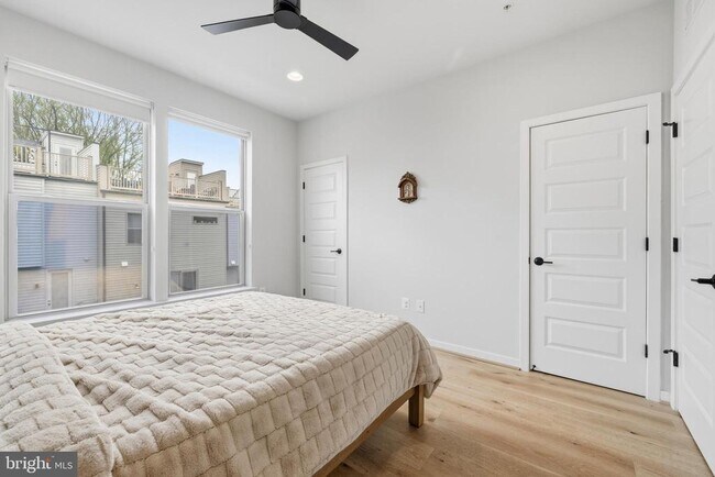 Building Photo - 5104 Randolph Rd