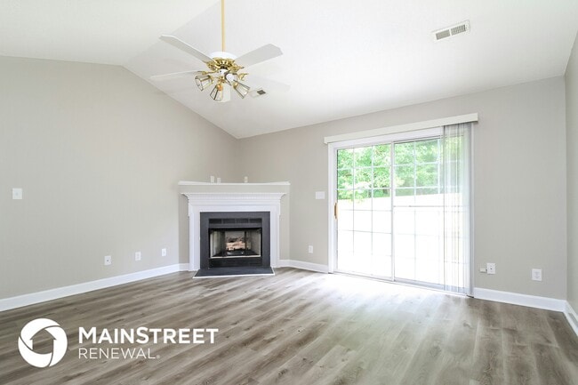 Building Photo - 205 Haven Grove Trail