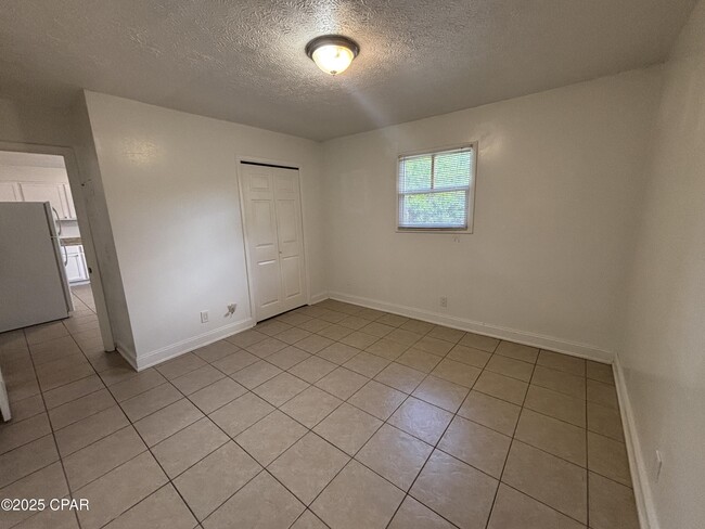 Building Photo - 149 N Hwy 22 A