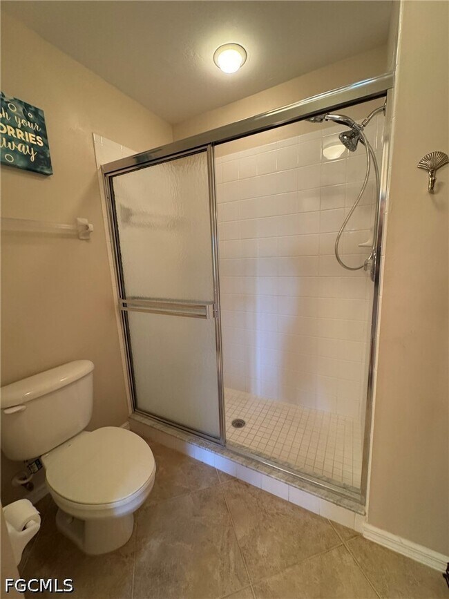 Building Photo - 14501 Daffodil Dr