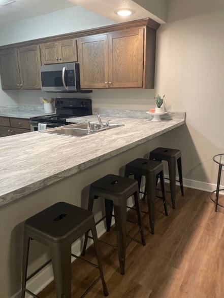 Building Photo - 1086 Mace Rd