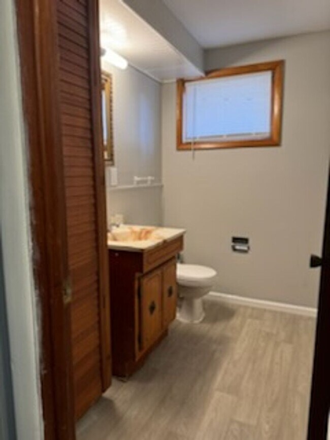 Building Photo - Schedule a Showing Today!!!