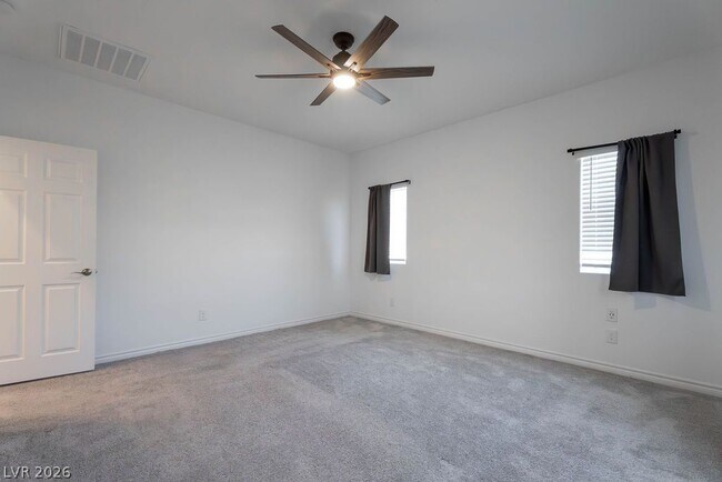 Building Photo - 7126 Calvert Cliffs St
