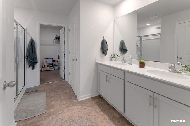 Building Photo - Spacious 4BR House in Piedmont