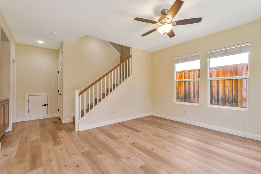 Building Photo - 2678 Deerwood Dr