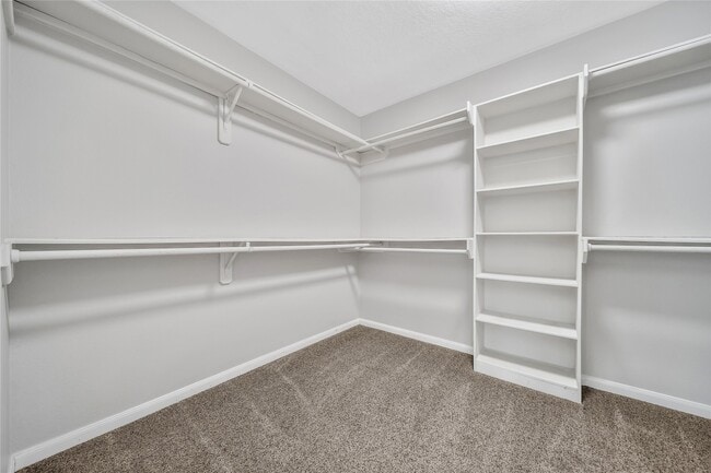 Building Photo - 32126 Willow Creek Park