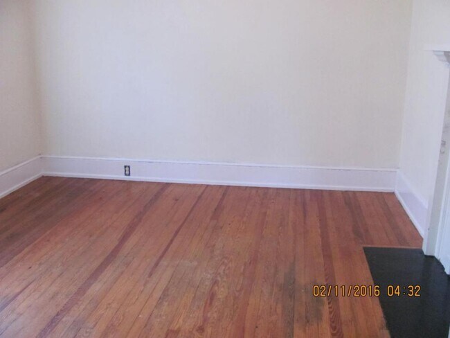 Building Photo - 241 Ebenezer Ave.