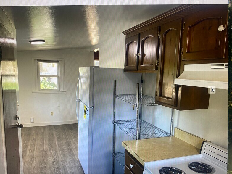Building Photo - 10445 Tanglewood Ln