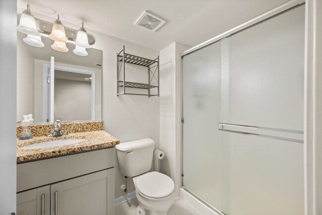 Building Photo - 406 Mary Ann Cir