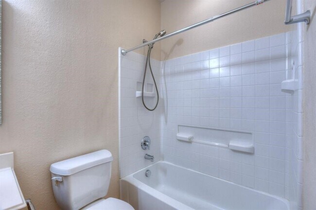 Building Photo - 4711 Bellows View Dr