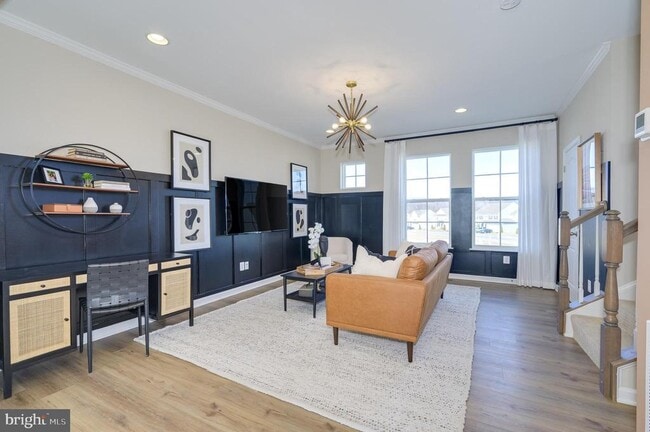 Building Photo - 201 Hillsdale Pl