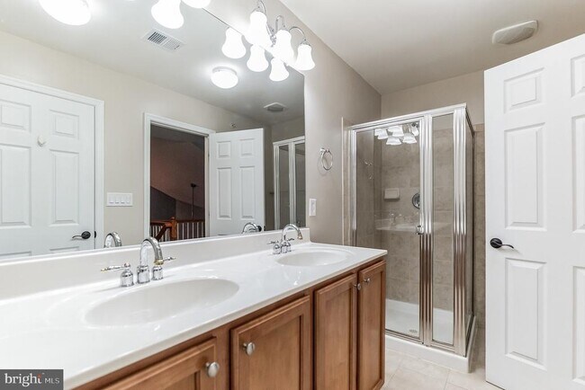 Building Photo - 11117 Wortham Crest Cir