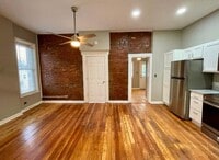 Building Photo - 1318 S Brook St