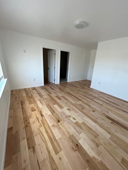 Building Photo - 110 Bison Ln