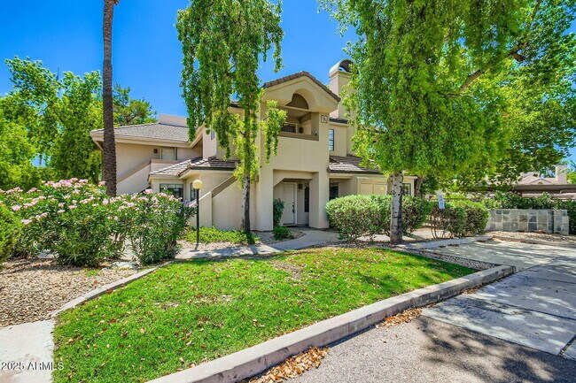 Primary Photo - 6885 E Cochise Rd