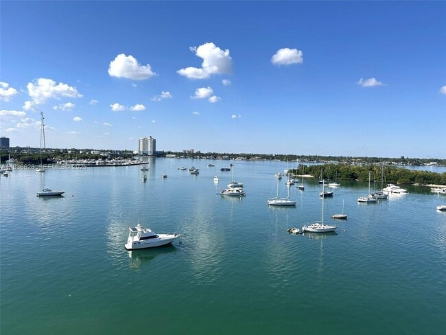 Building Photo - 7928 West Dr