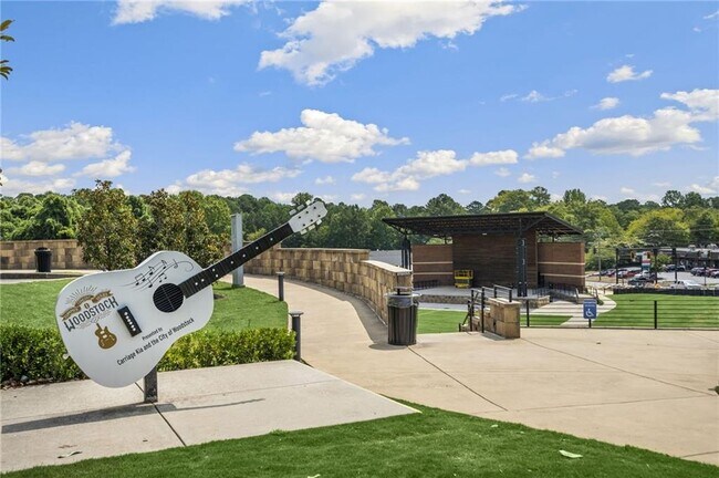 Building Photo - 8175 Main St