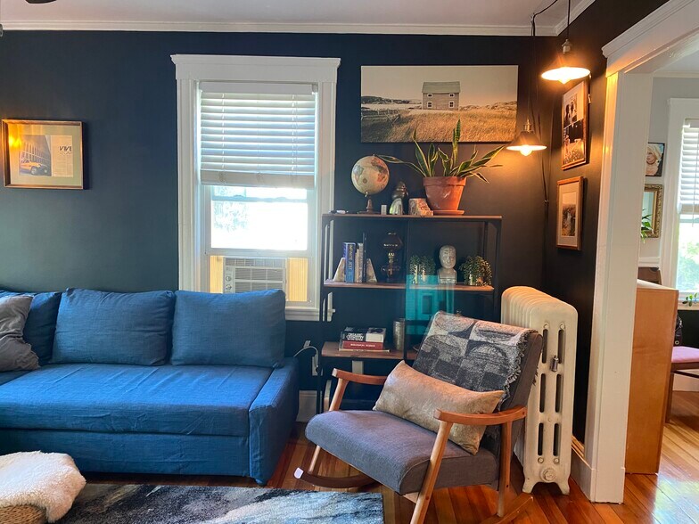 Building Photo - 29 Wachusett St