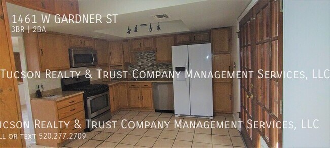 Building Photo - 1461 W Gardner St