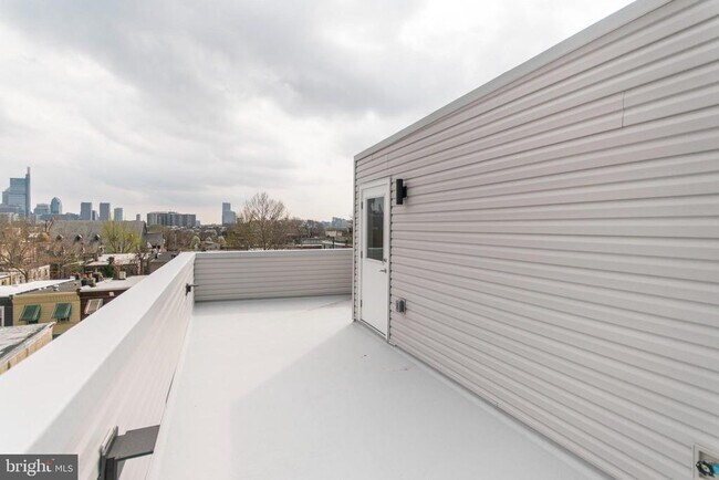 Building Photo - 2518 Ingersoll St