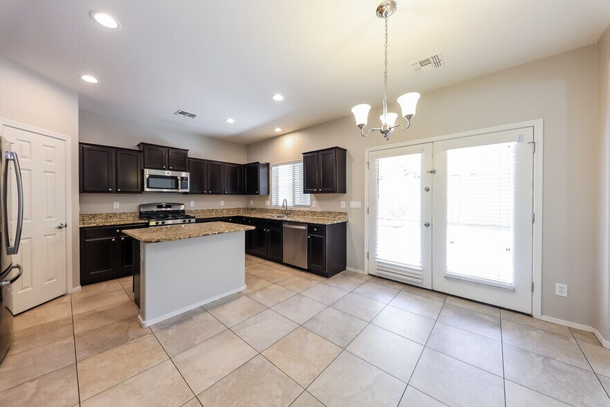 Building Photo - 5432 W Hobby Horse Dr
