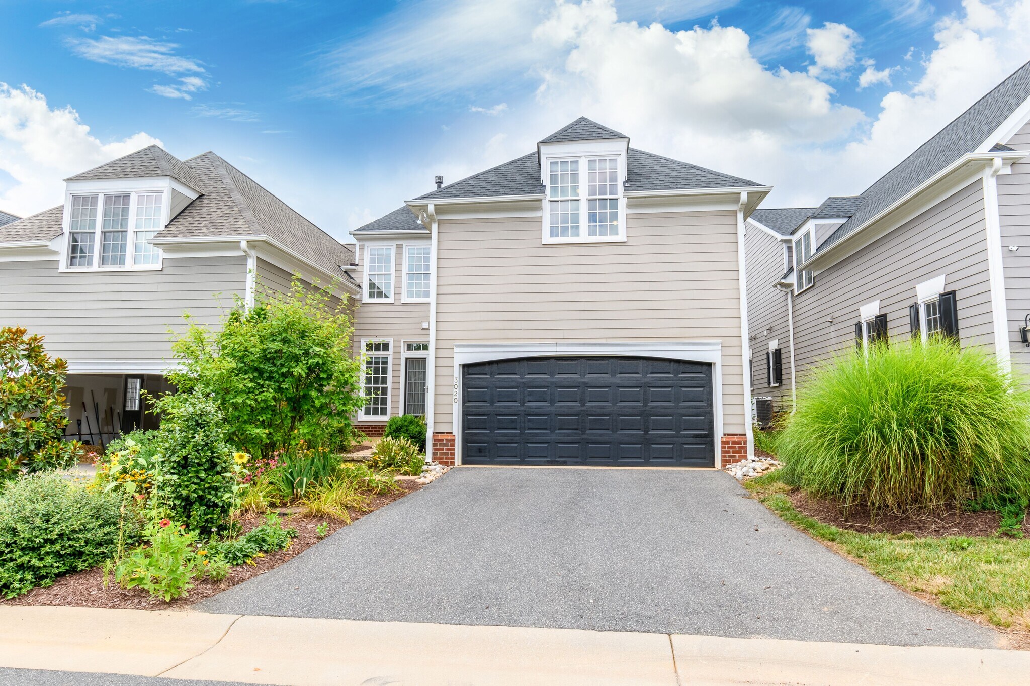 Building Photo - 3020 Glen Valley Dr