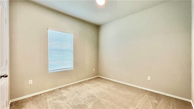 Building Photo - 5913 Shanjia Dr