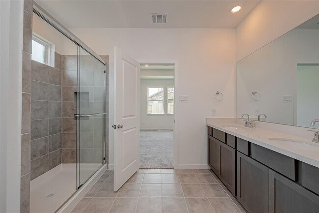 Building Photo - 21807 White Stone Creek Dr