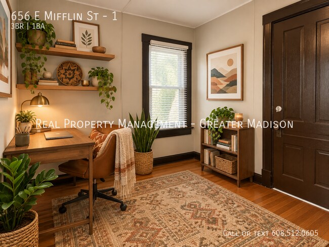 Building Photo - 656 E Mifflin St