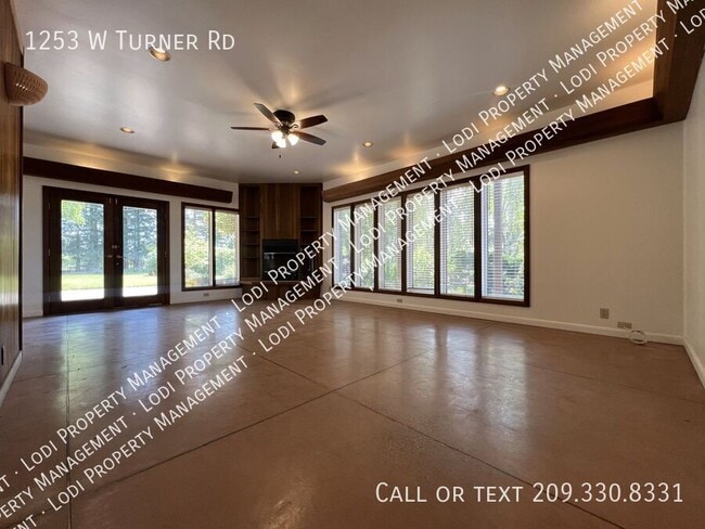 Building Photo - 1253 W Turner Rd