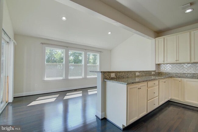 Building Photo - 23685 Kilkerran Dr