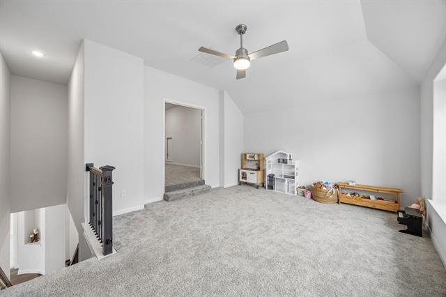 Building Photo - 439 Montrose Dr