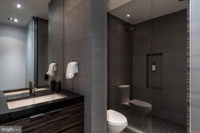 Building Photo - 2101 Connecticut Ave NW